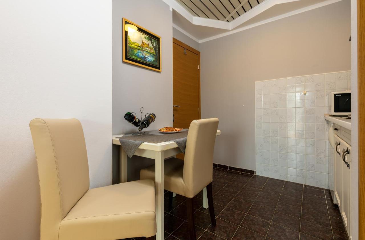 Apartments Kristina Rovinj Exterior foto